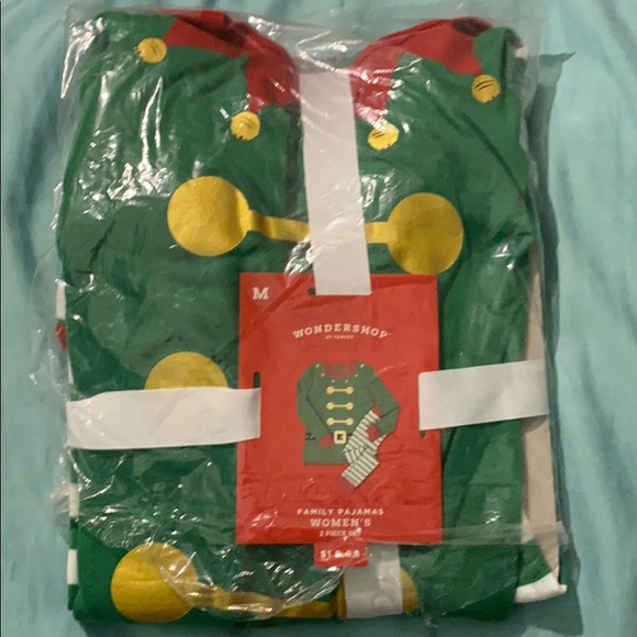 Wondershop Other - Women’s Elf Christmas pajamas- size M